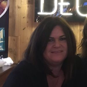 Meet your Posher, Laurie